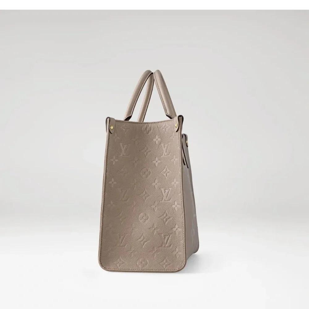 Louis Vuitton Taupe Embossed Onthego Tote - Picture 2 of 10